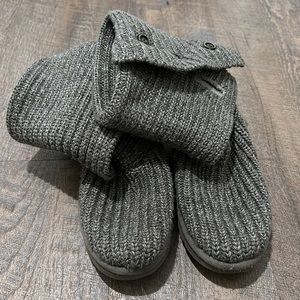 Grey sweater uggs